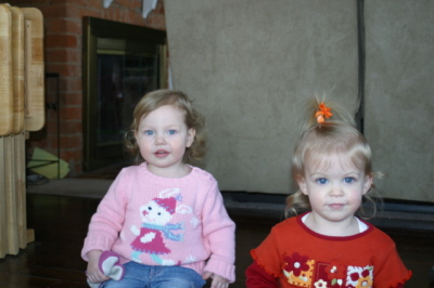 Lizzie and Thia